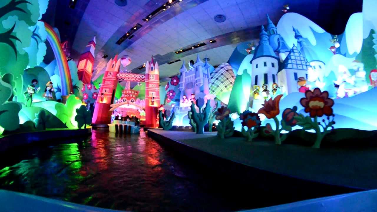 [JF] [HD] It's A Small World (Fisheye View) - Disneyland Paris (14-08-2012)