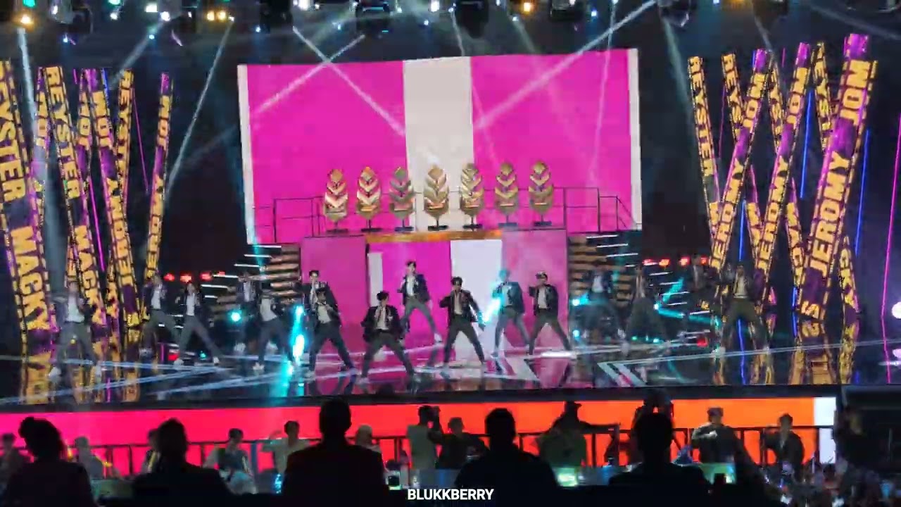 [4K/60] Top 16 Dream Chasers  - Take My Hand 230212 Dream Maker: The Dream Finale [직캠/FANCAM]