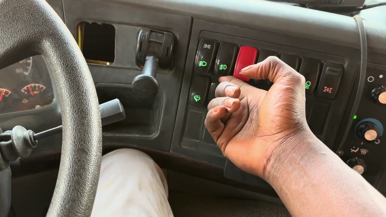 CAMION MT106 TOUT SAVOIR SUR LES COMMANDES ET BOUTONS 