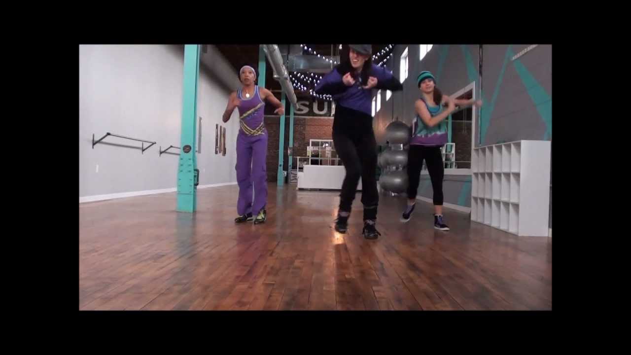 Boquita Colorada Lisandro Meza cumbia dance fitness routine by Jilly B.