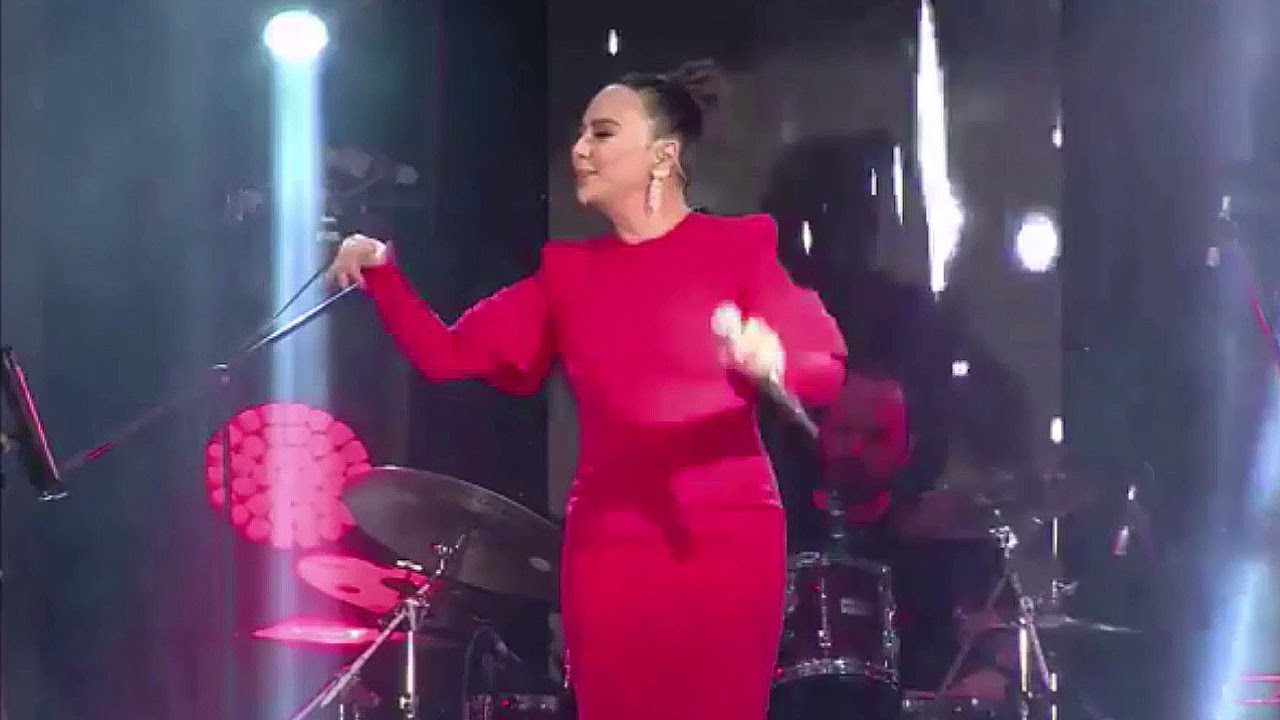 EBRU GÜNDEŞ 14.02.2020 KONYA KONSERİ ARAFTAYIM
