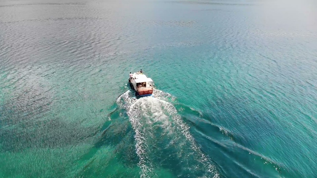 &tau;&rho;&iota;&zeta;&omicron;&nu;&iota;&alpha;. trizonia island in greece