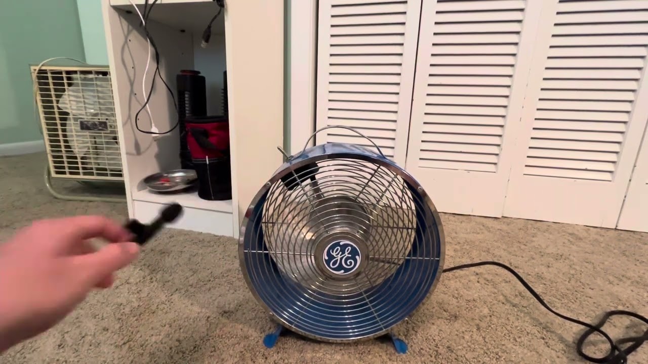 2018 windream electric appliance company model FE-20 9inch drum fan in blue but I made it a GE