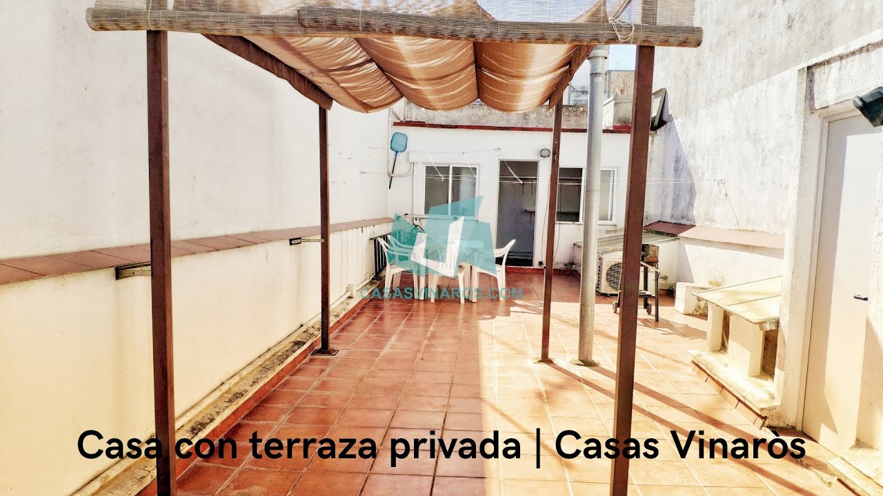 Casa con gran terraza en el centro de Vinar&ograve;s