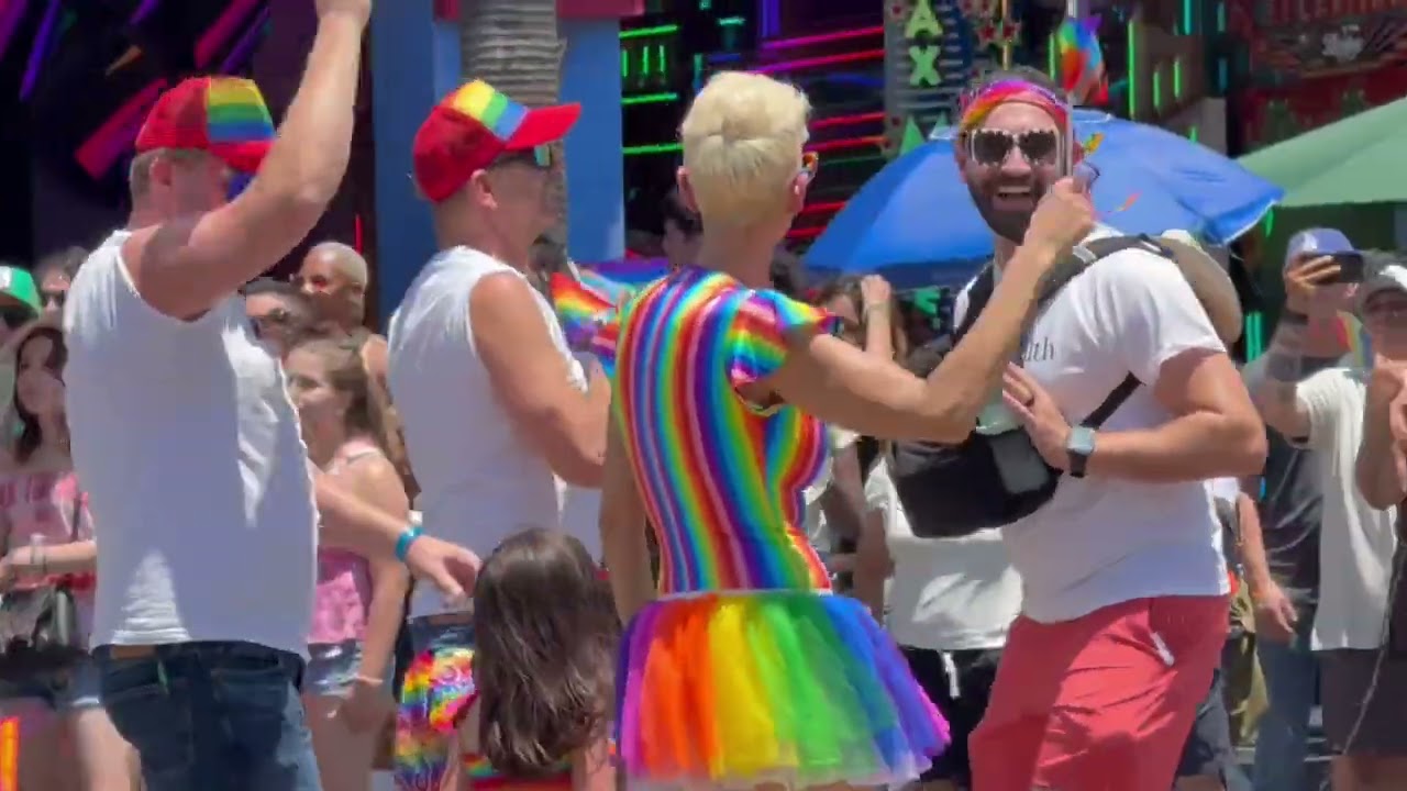 LA Pride 2026 LA Pride Village гей-парад концерт фестиваль 14 июня