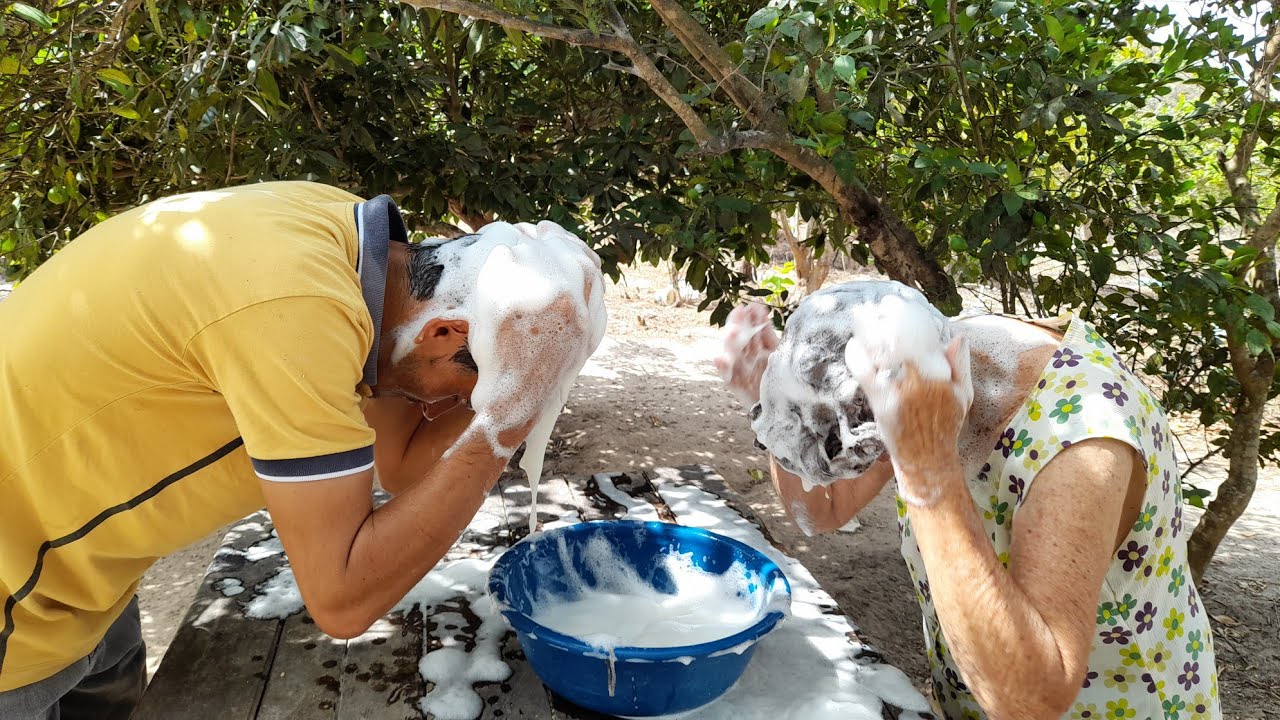 Como fazer um shampoo de júa 100% natural com zero de química.