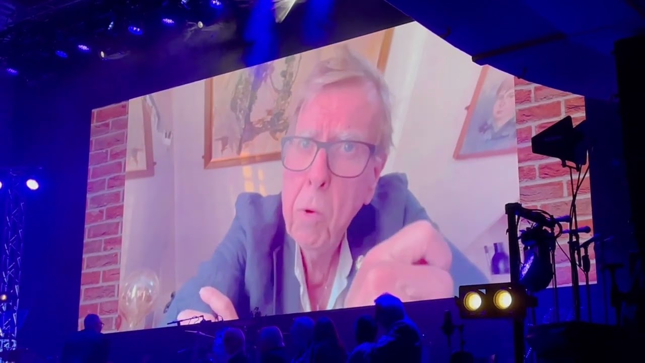 TIMOTHY SPALL MESSAGE TO AUF WIEDERSEHEN PET FANS AT 40TH BIRTHDAY SHOW