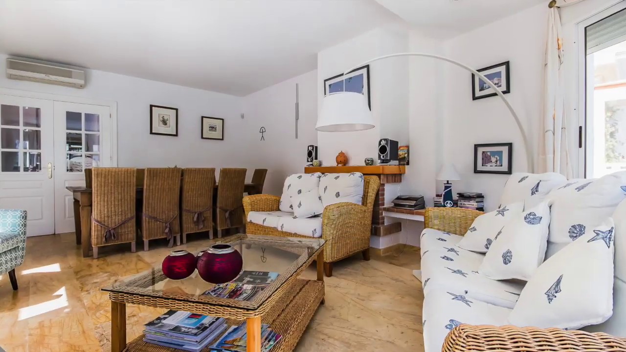 ALQUILER de CHALET en VERA PLAYA a 50 metros del mar