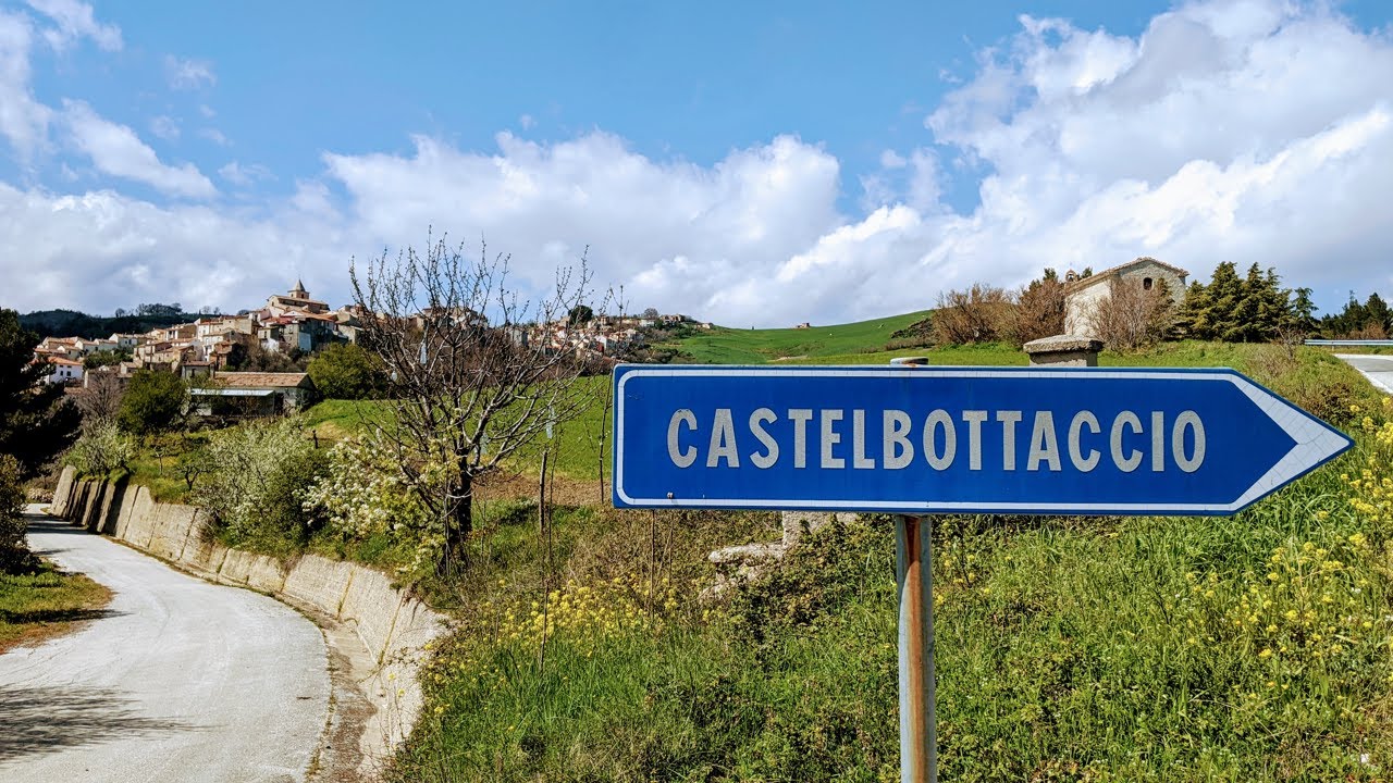 Castelbottaccio,  Italy Walking Tour