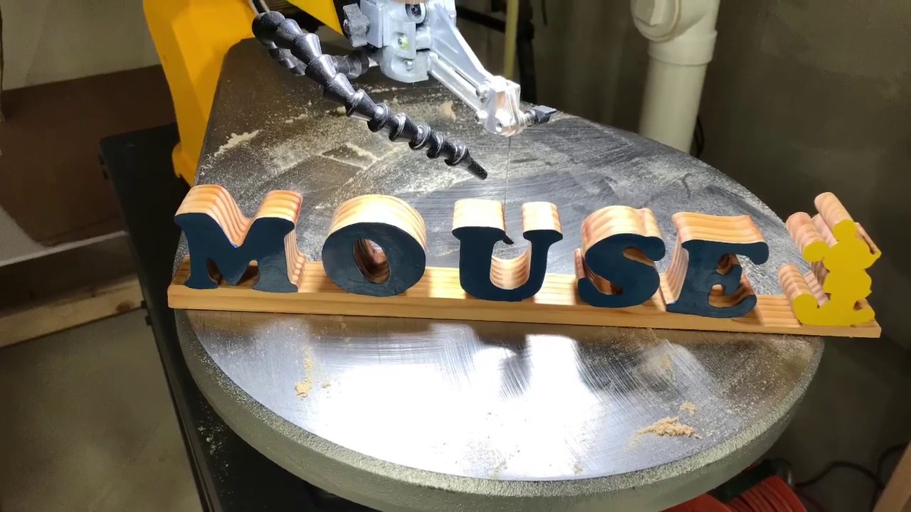 Scroll Saw Tips, Tricks And Scrolling 2” x 4”s! / Using The DeWalt Scroll Saw