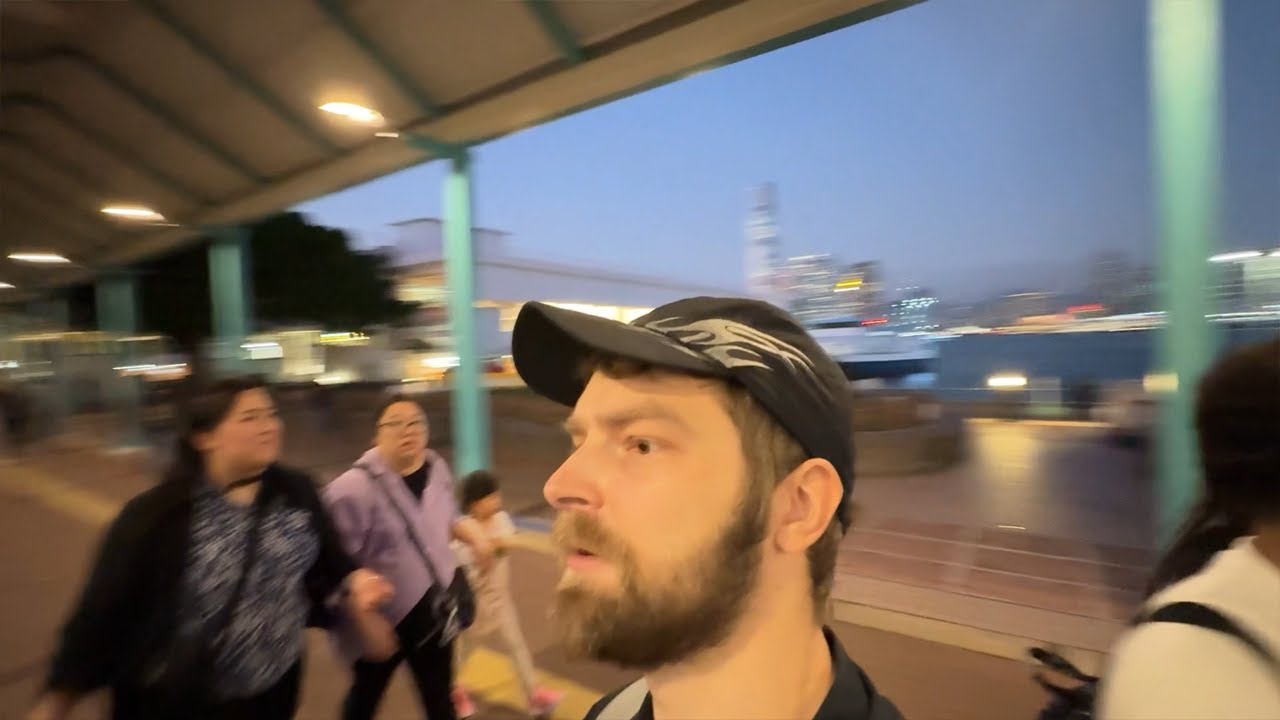 Hong Kong mnie pochłonął