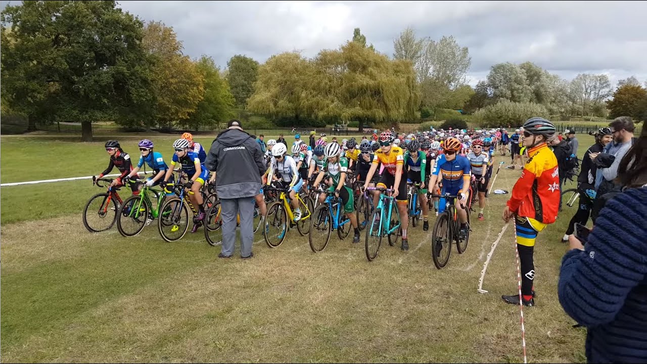 Velobants Campbell Park 2019 Womans Mega Cyclocross Start. 161 female riders.