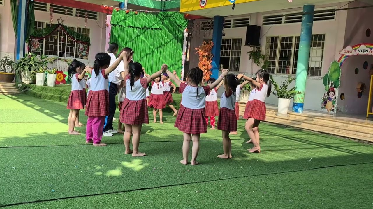 #Trò chơi Mèo đuổi  Chuột 