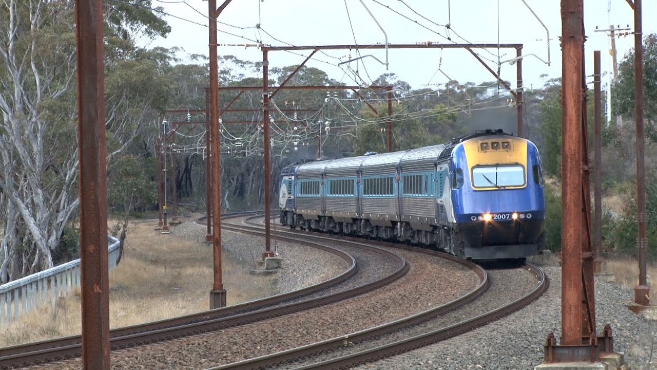 Diesel multiple unit passenger trains : Australian Railways