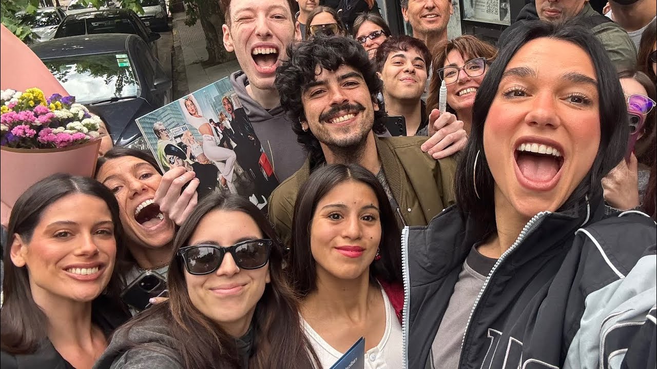 CONOCÍ A DUA LIPA