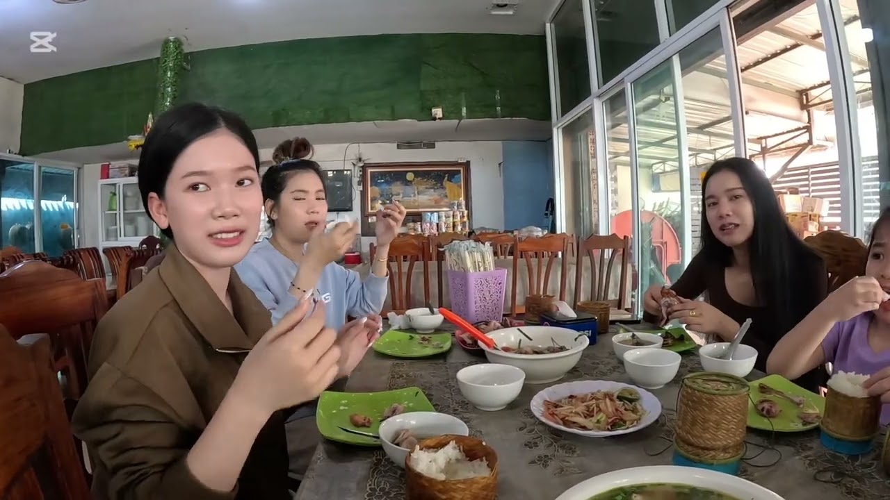 วันนี้อาริต้า สาวหน่อย อลิซมายยาม หลังจากไม่ได้เจอกันเกือบสามเดือนเม้ามอยกันหลายเรื่อง