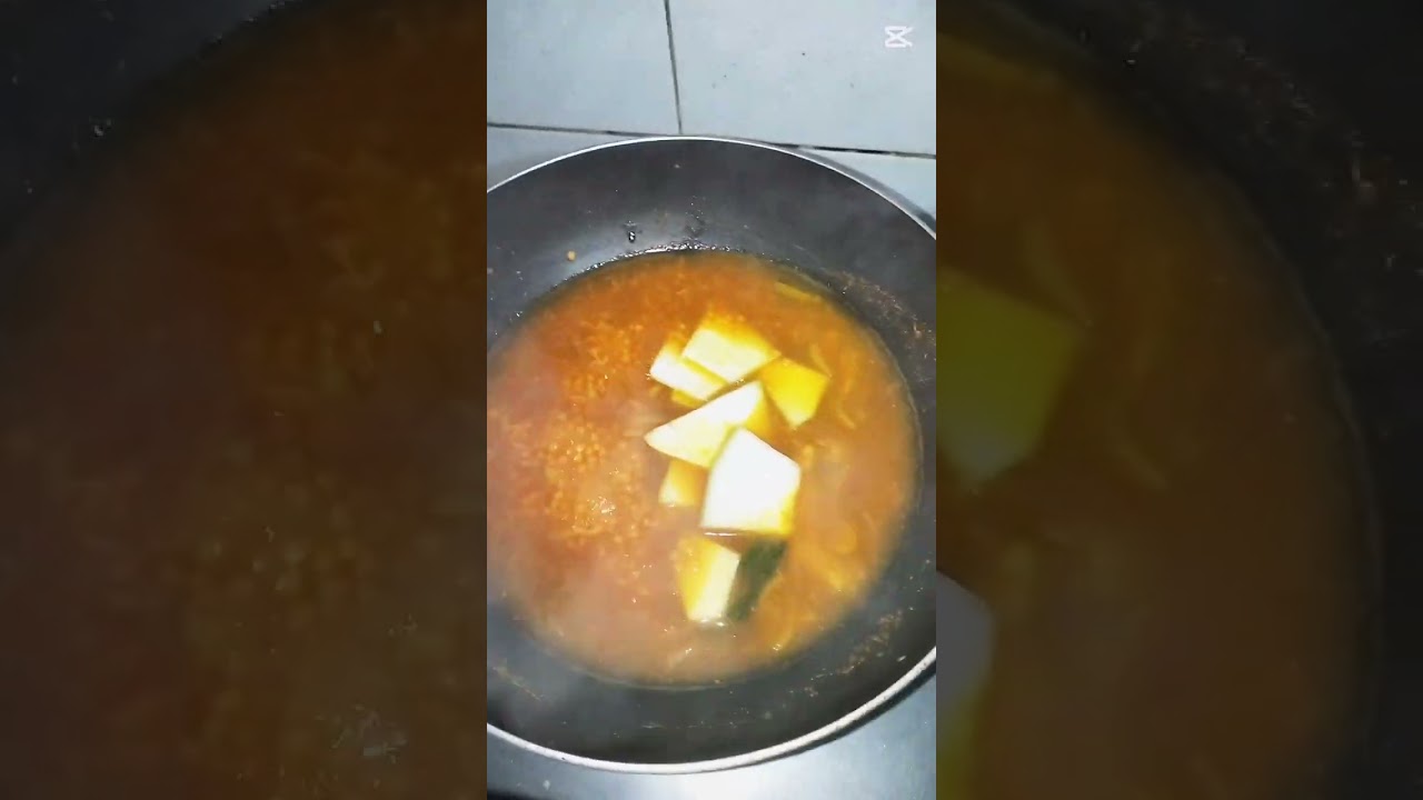 একেবারে কচি লাউ ডাল দিয়ে রান্না করলাম রান্নাটা এত মজা হয়েছে  #like #support #subscribe 