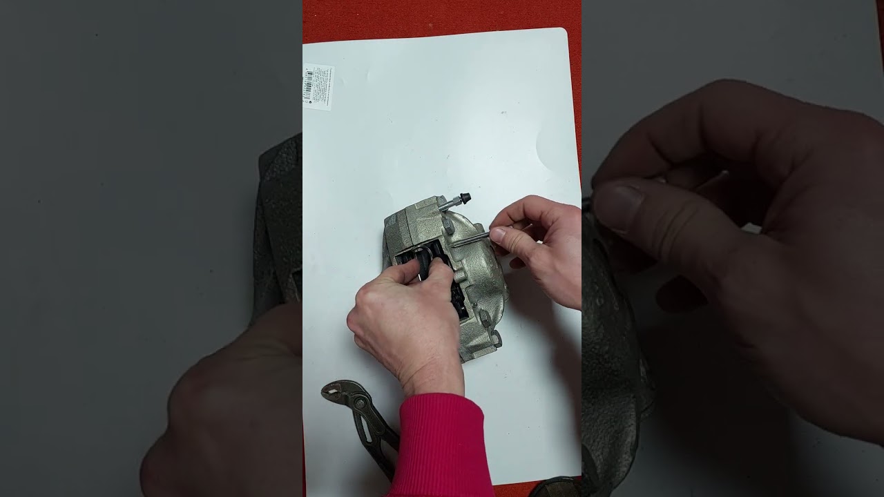 W123 BENDIX МОНТАЖНЫЙ КОМПЛЕКТ 