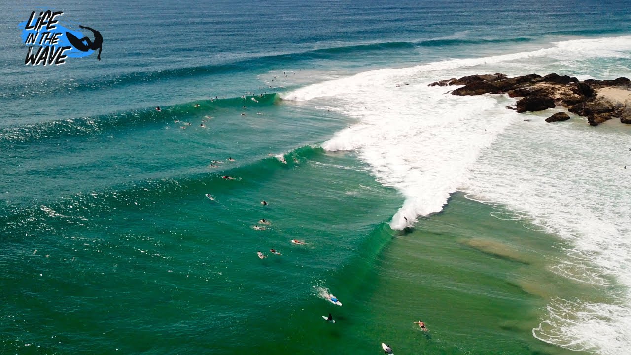 Currumbin Surf one of the best waves in the world (Life In The Wave)