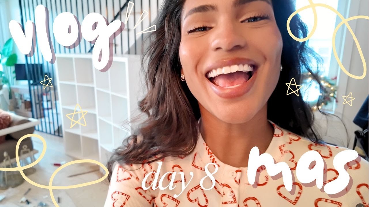 VLOGMAS day 8 ♡ (building my beauty room!! productive reorganize with me, chicken sandwhich +!!)