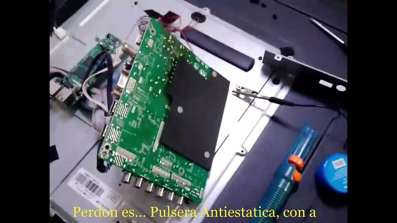 Reparación de Pantalla Smart TV que enciende y en seguida se apaga