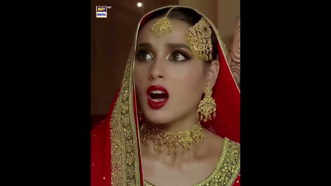 Dhoka Ho Raha Hai 😲🤨 #wedding #iqraaziz #shorts #jhooti #toppakistanidrama