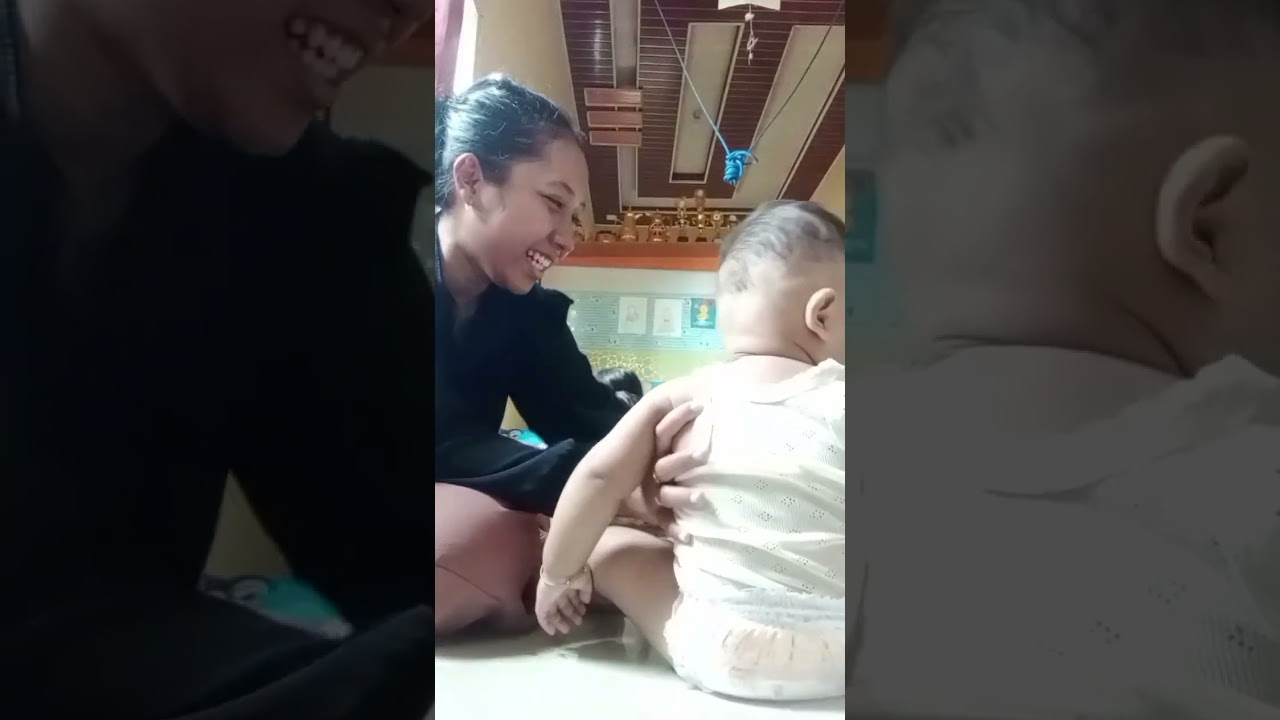 Ade Shaka lagi mainan dan joget 😂😂