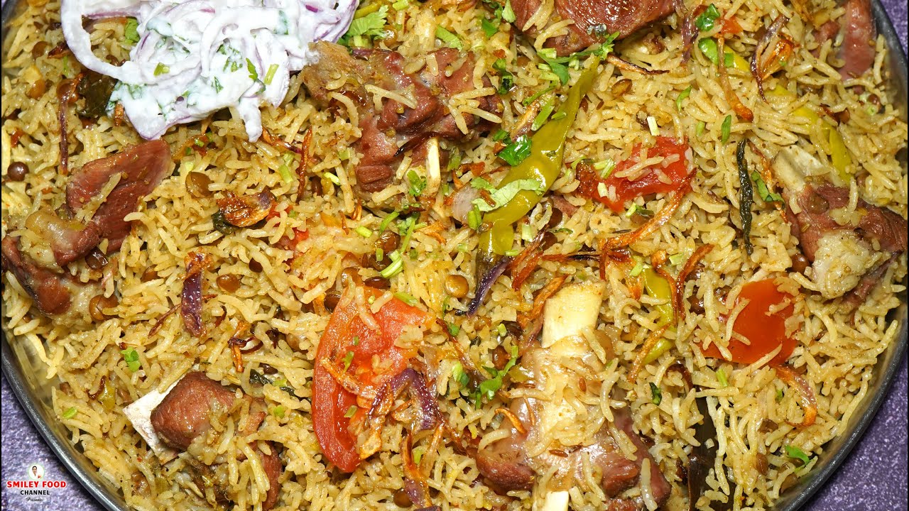 मसूर मटन पुलाव  Masoor dal wala Mutton Pulao | Iftar Dawat Special Recipe by Smiley Food #pulav