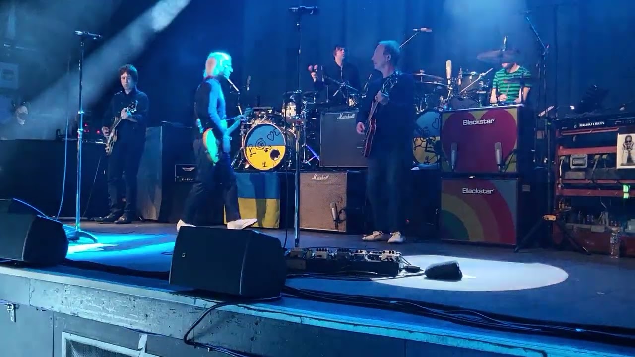 Paul Weller - FRONT ROW - Have You Ever Had It Blue - O2 Forum Kentish Town - 22nd April 2022