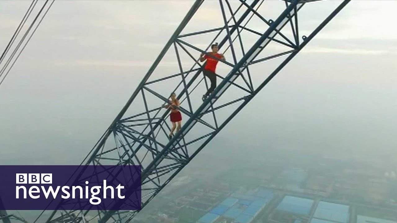 Extreme selfie culture in Russia - BBC Newsnight