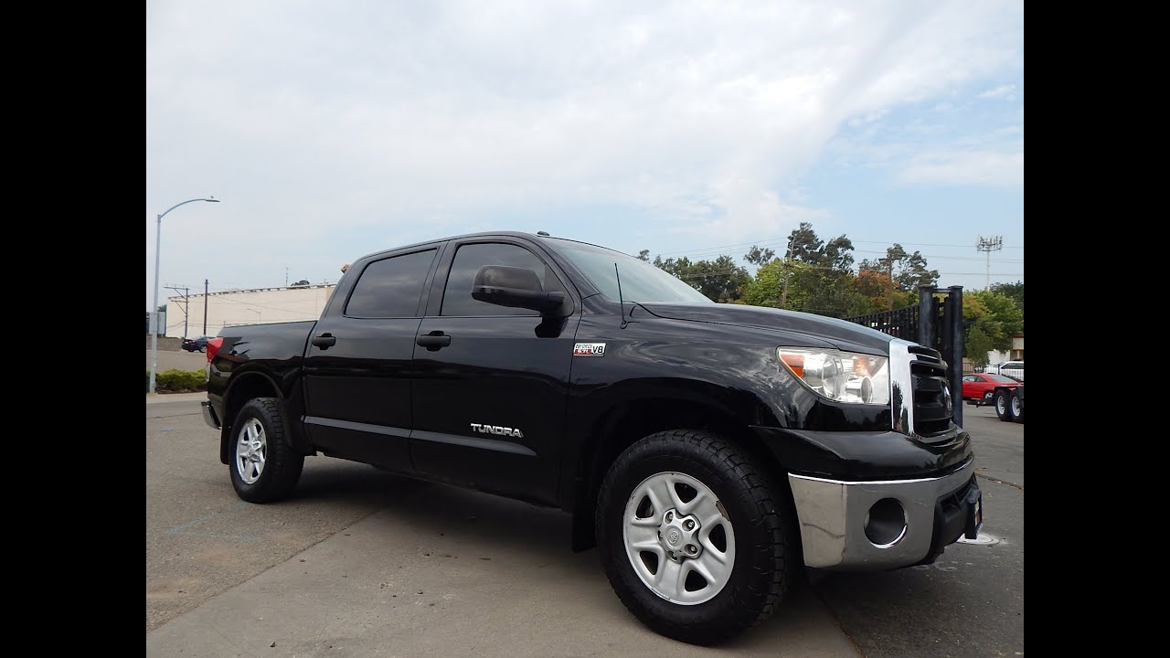 2012 Toyota Tundra Crew Cab in depth walk around video review!