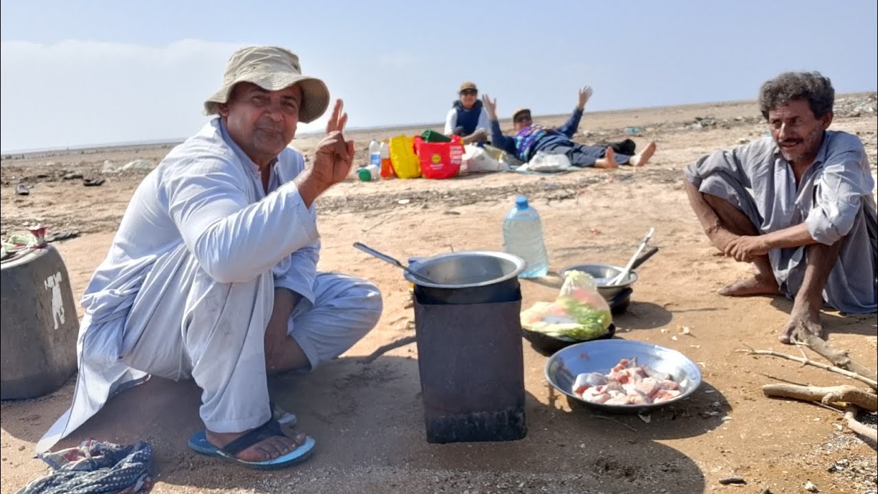 Picnic at Ratocot island near Chan Creek 🏝️