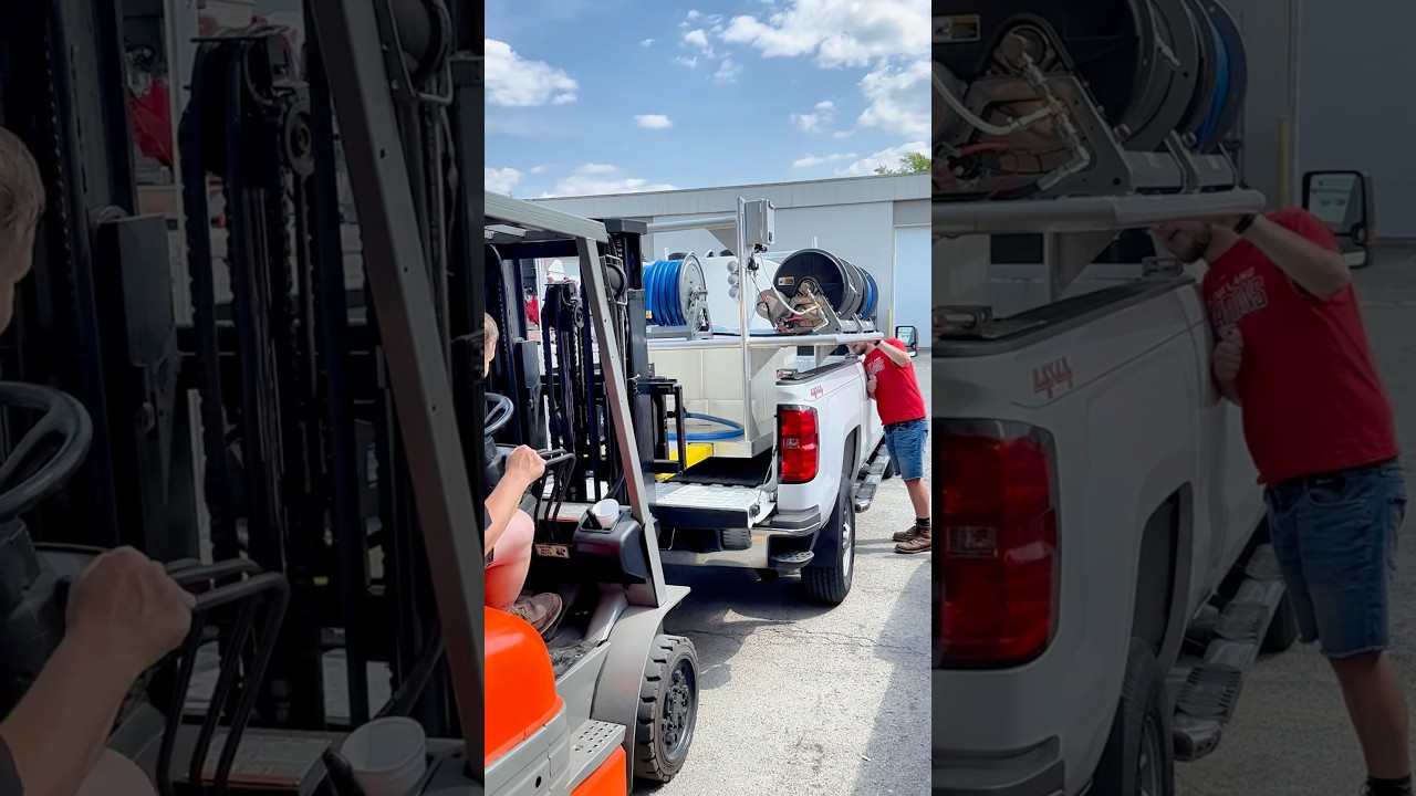 Throw🔙 to delivering this Pressure Washing Skid. Shoutout to all our customers who keep us going!💧