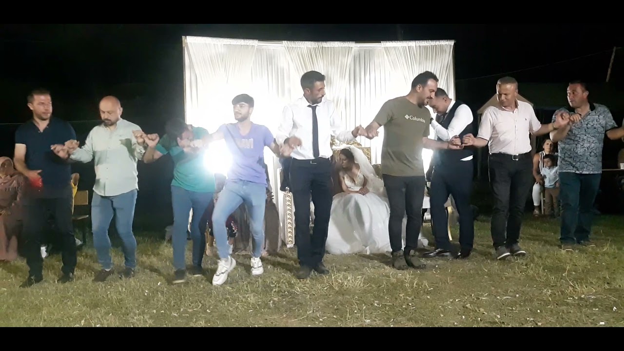GRUP ÇUKURÇAM EŞLİĞİNDE GÜZEL BİR AĞIR BAR HALİME&CUMHUR KUŞOĞLUNUN DÜĞÜNÜ