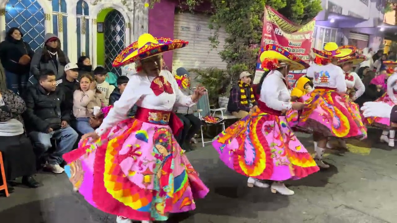 Cierre de carnaval 2026 comparsa emperadores 5 aniversario la nueva orquesta de Miguel castillo 