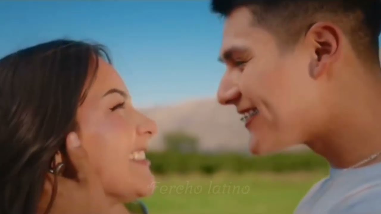 Alanys Lagos  le da besos 💋 a IGNACIO ORMAZABAL  