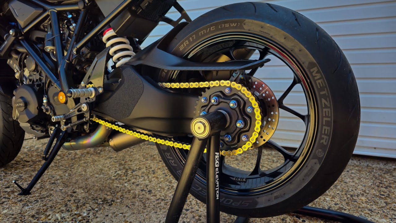 KTM 1290 Superduke R Build Ep 4 | Build updates
