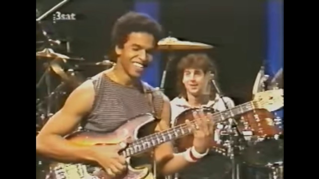 Kai Eckhardt and Simon Phillips 1986 with Jodi Linscott and all star band