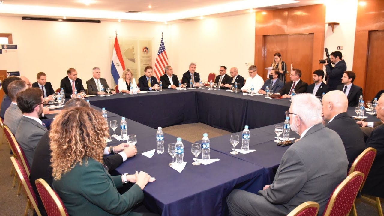 Paraguay aprobó la injerencia de Estados Unidos en la “Hidrovía”