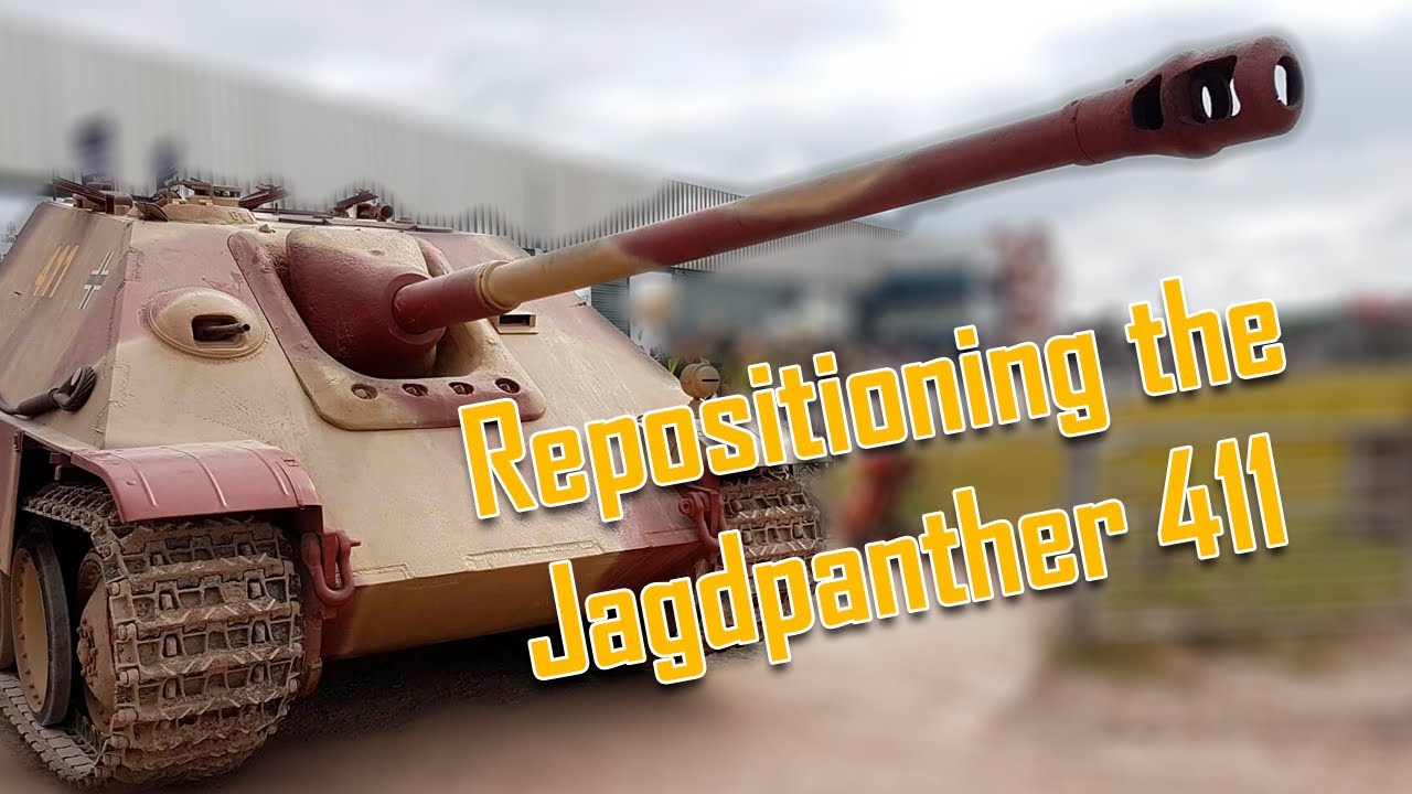 Starting & Moving the Jagdpanther 411 - WWII Tank Destroyer