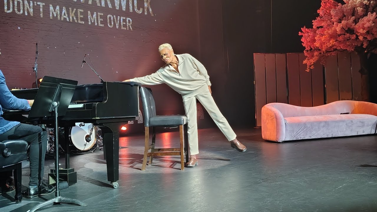 Dionne Warwick At The Apollo- Alfie, Walk On By, I'll Never Love This Way Again, That's What Friends
