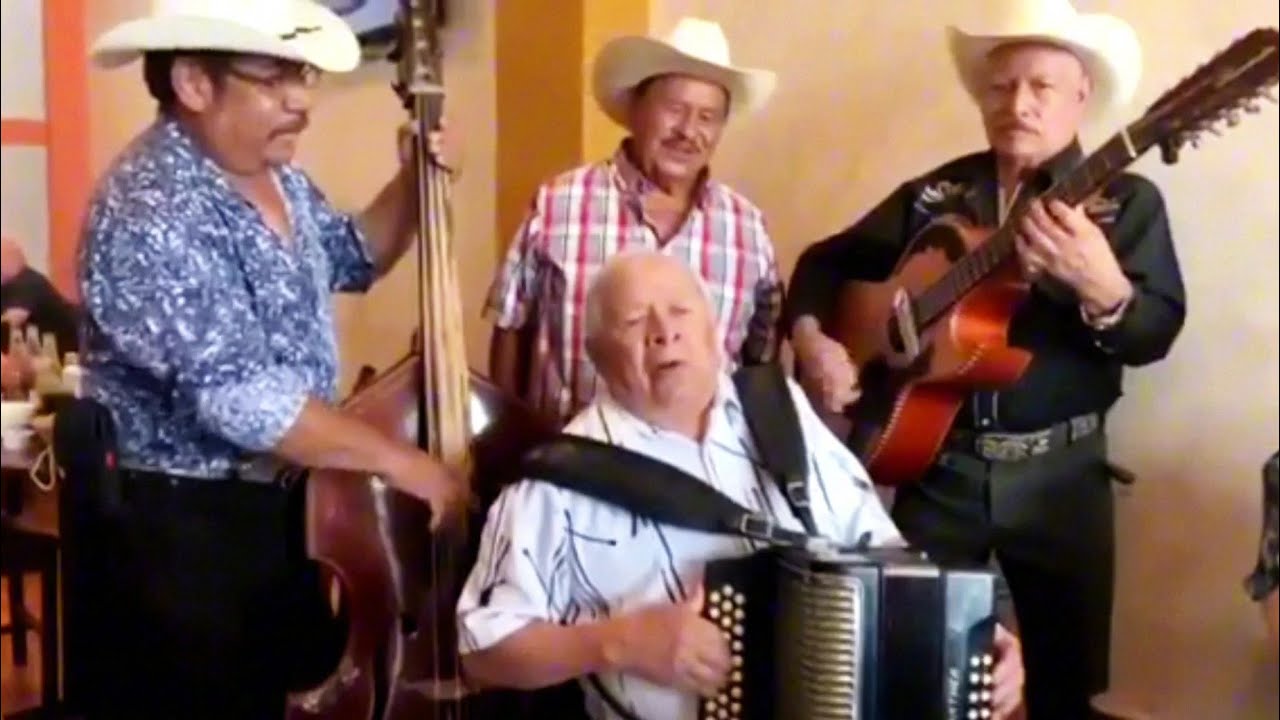 CATARINO LEOS - QUE SUERTE LA MIA - PAQUE Y PORQUE - EN SILLA DE RUEDAS EN VIVO CON TOLOLOCHE