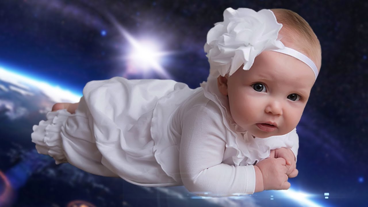 LE PREMIER BÉBÉ DANS L'ESPACE !
