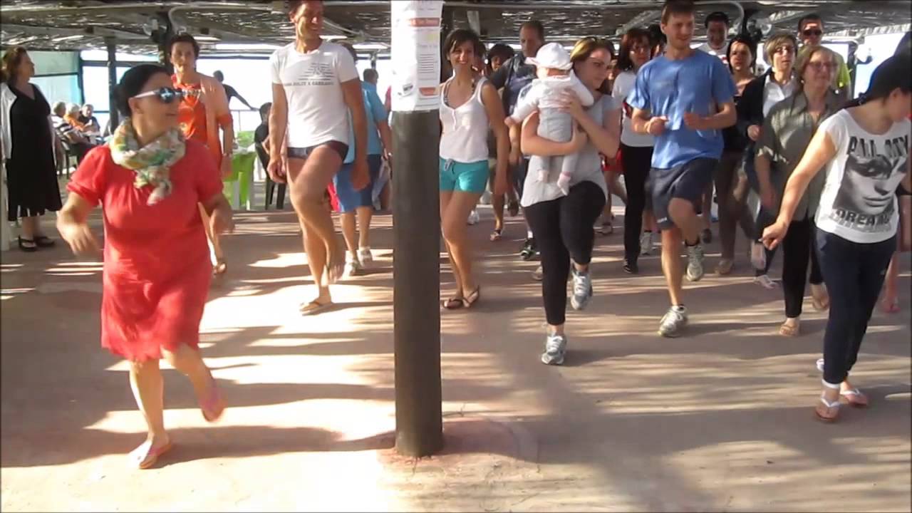 Balli al mare halli galli (i watussi)
