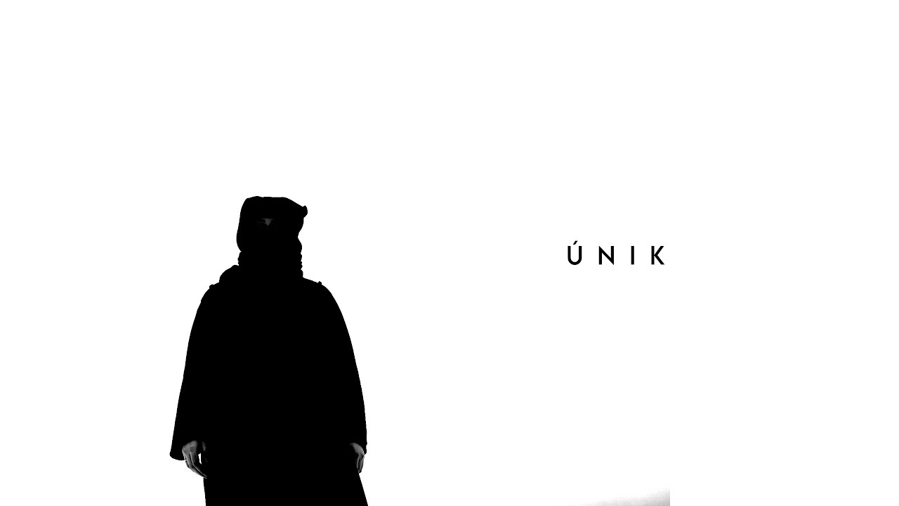 &Uacute;NIK // THE ESCAPE