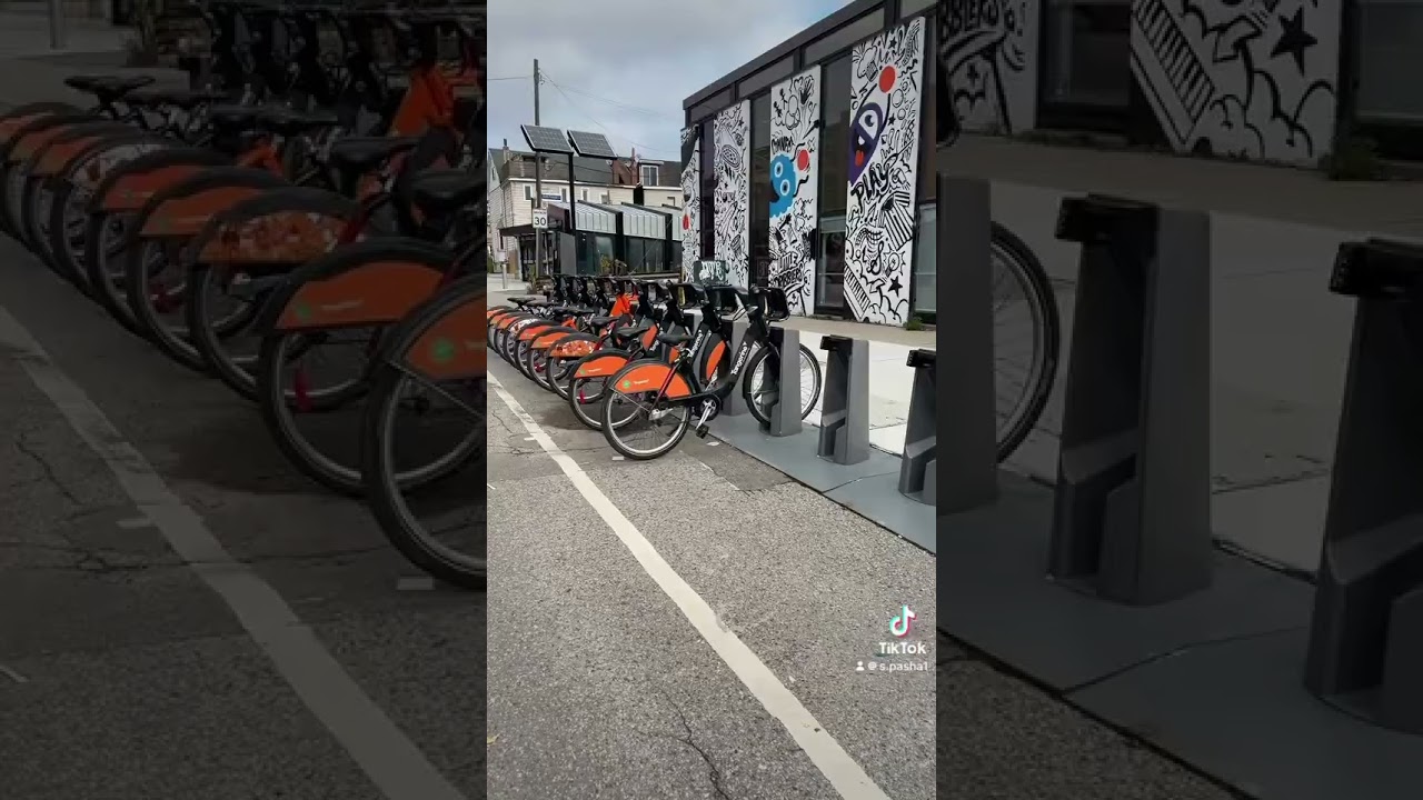 Bike Stand of Danforth Ave 