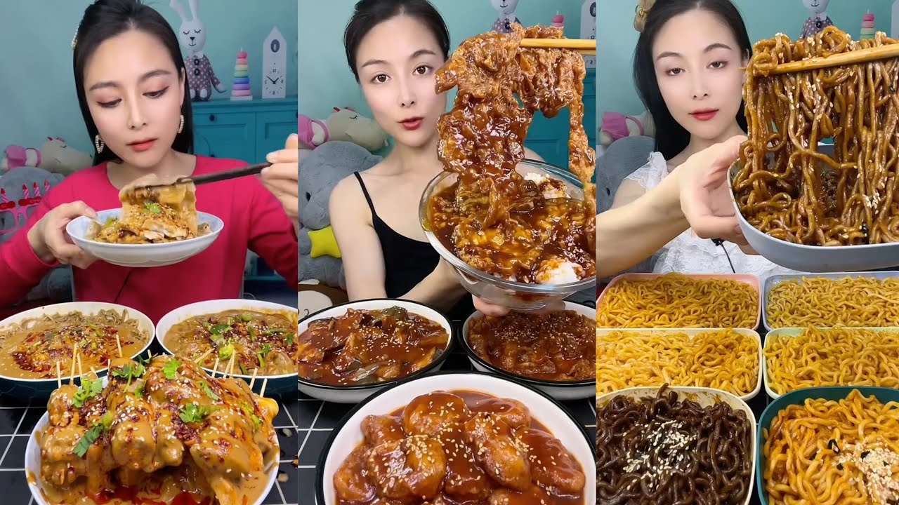 Mukbang : Eating Spicy Noodles 🍜🍜 fire Noodles 🍜 with Hotdogs 🤤#hotdog #noodles #eatingshow #food 