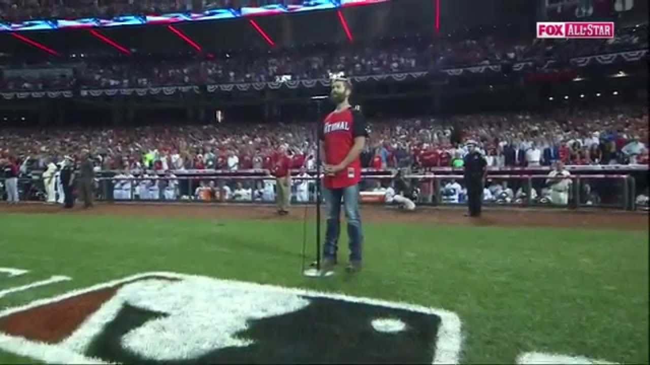 Josh Turner sings God Bless America - 7/14/2015