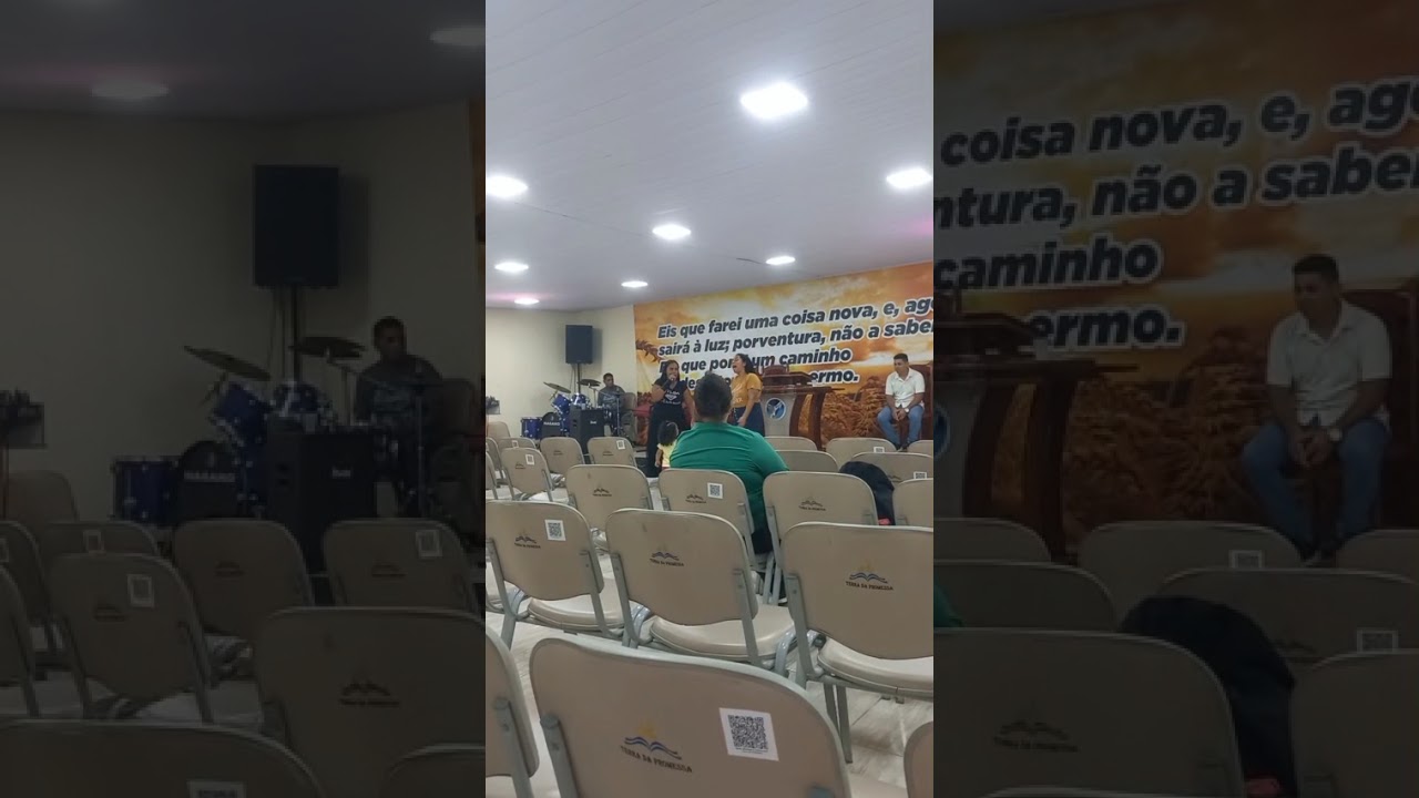 Hoje foi uma  bênção com a @CantoraMayaradaSilva hino da @ElaineMartinsOficial 