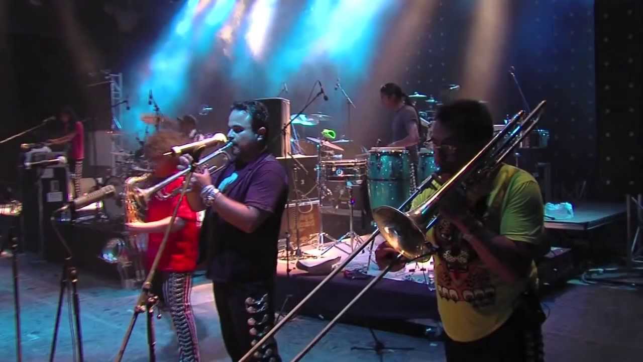 Los de Abajo Live - De Marcha @ Sziget 2012